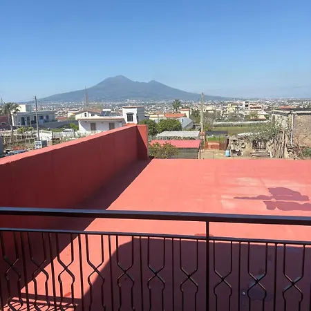 Vesuvio Gate Elegante Tra Storia E Mare Apartamento Santa Maria La Carita